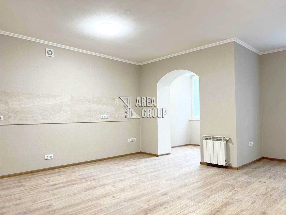 Центр! 1-кімнатна квартира-студія з ремонтом в самому центрі міста