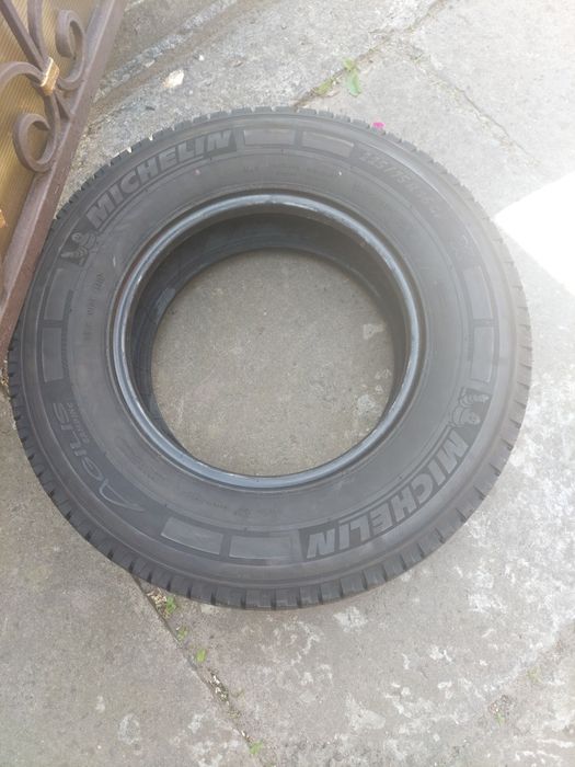 225.75.R16c Michelin літо