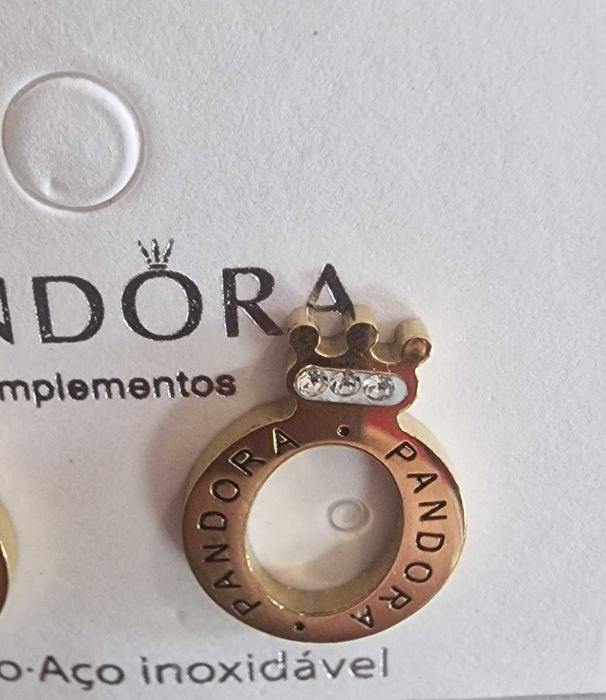 Brincos Pandora dourado