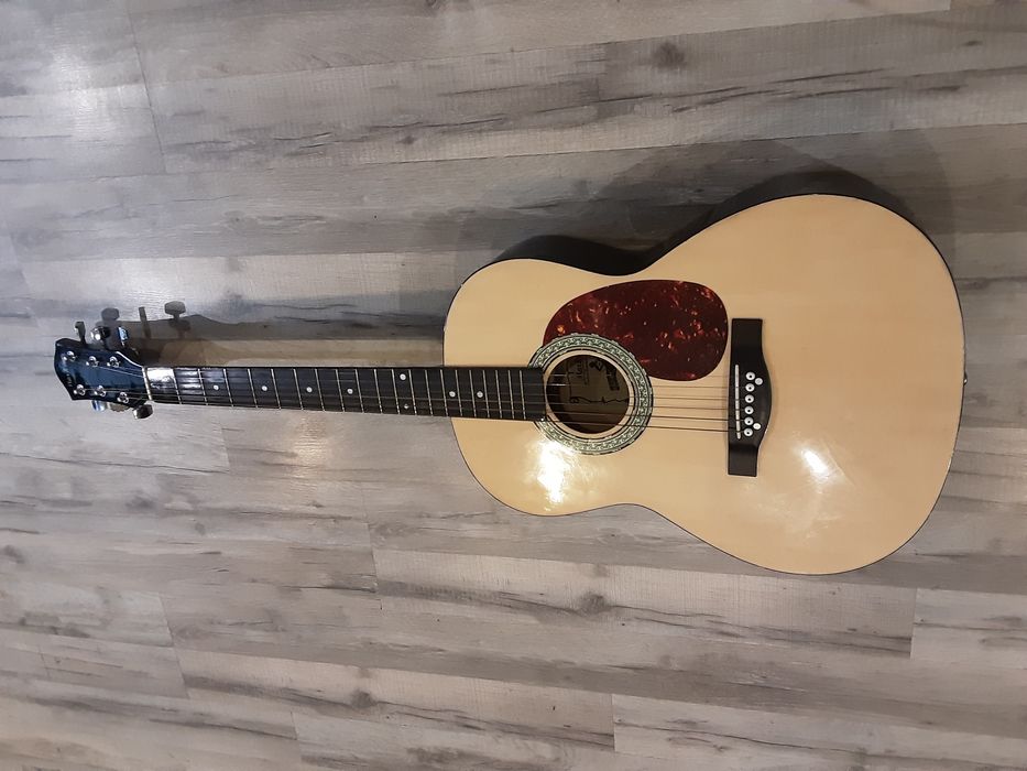 Акустическая гитара  Maxtone WGC3902BK/у