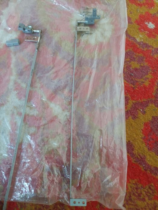 Продам петли на ноутбук ASUS