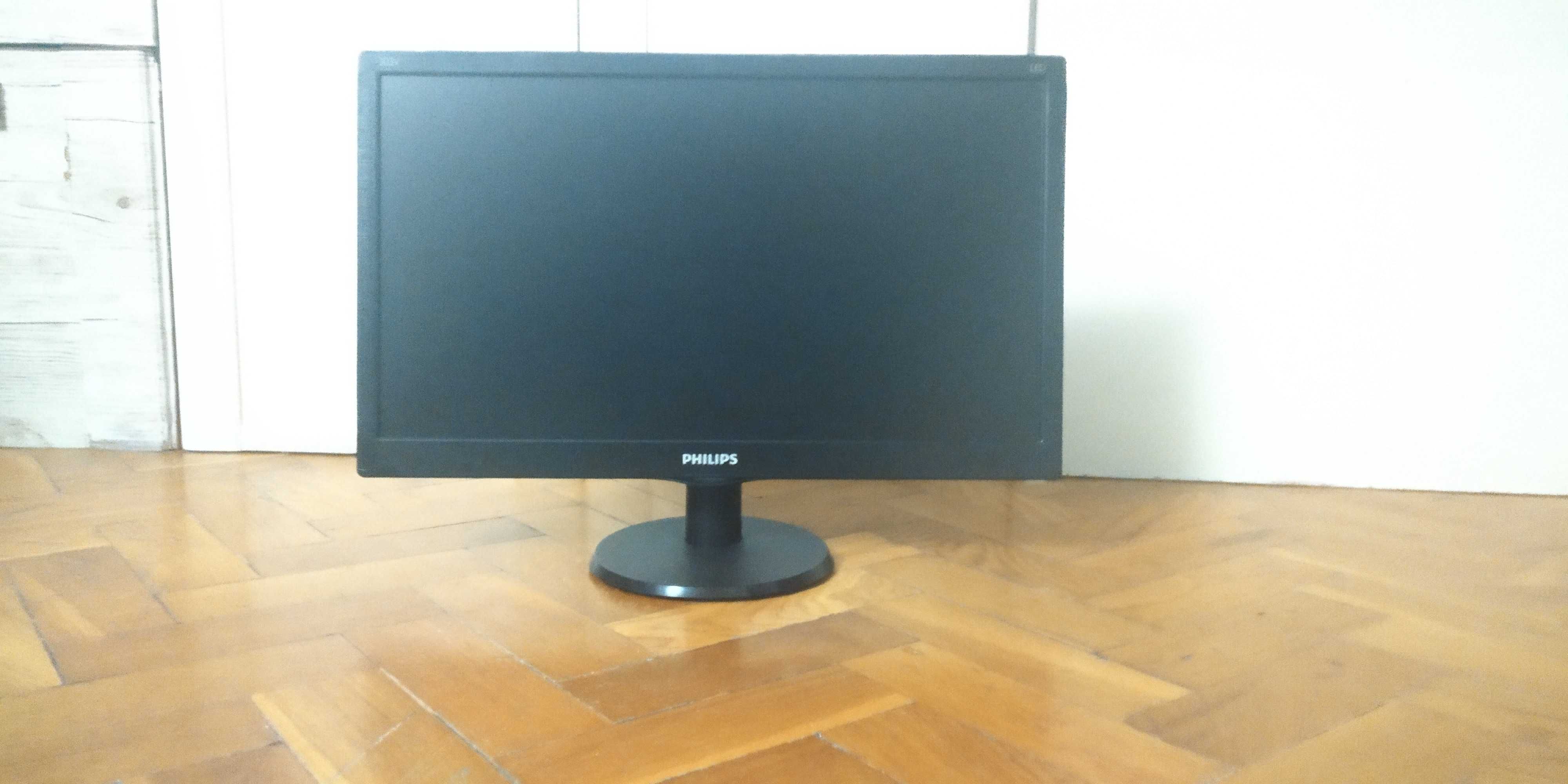 Monitor LCD do biura i do gier.