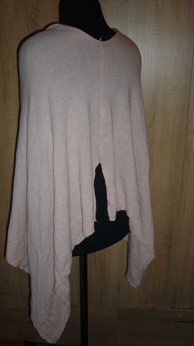 Cadenza- wełniane ponczo z kaszmirem różowe