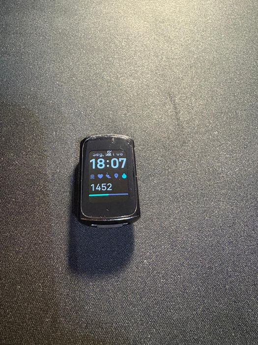 Fitbit Charge 6 (como novo)