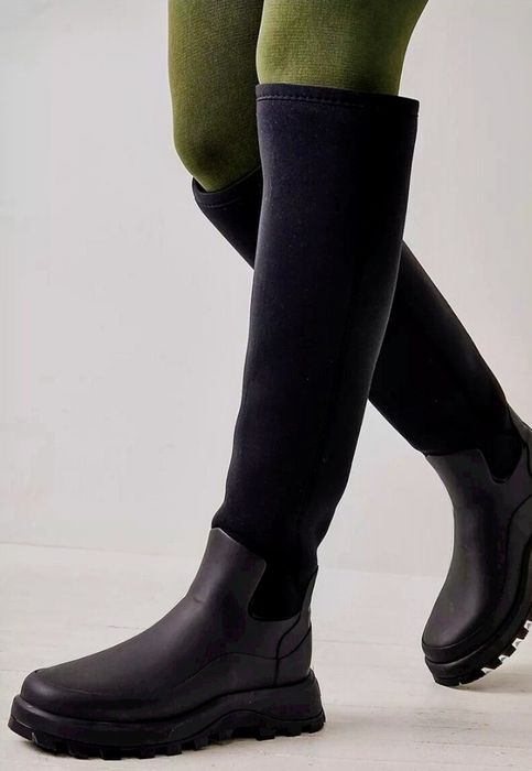 39 Bota Hunter alta City Explorer preta nova a estrear