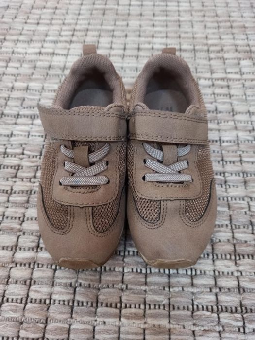 Buty sportowe H&M r. 23