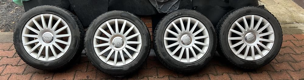 Felgi Audi z oponami zimowymi 205/55/16  5 x 112