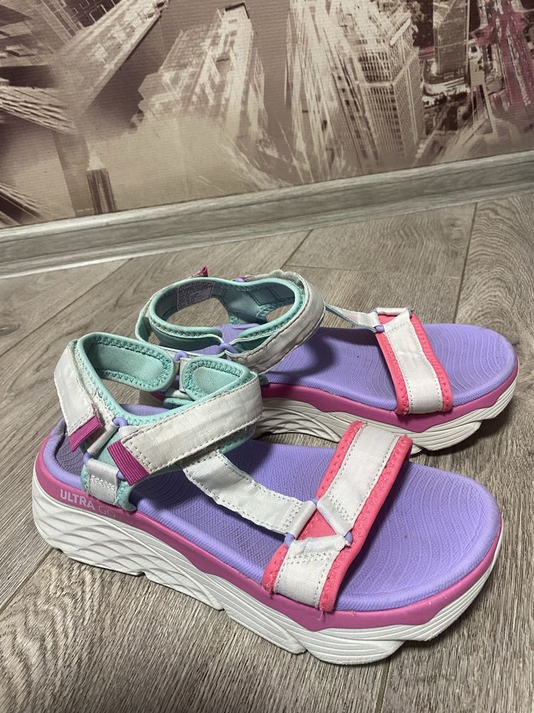 Дитячі сандалії Skechers Max Cushioning (302986L WMLT) ,37 розмір