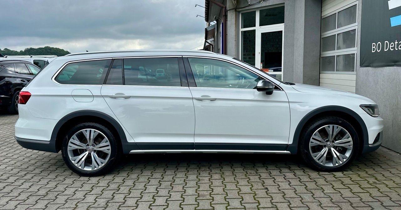 Volkswagen Passat Alltrack Alltrack / Bezwypadkowy / 4x4 / Virtual Cockpit / ACC / Ergo Comfort