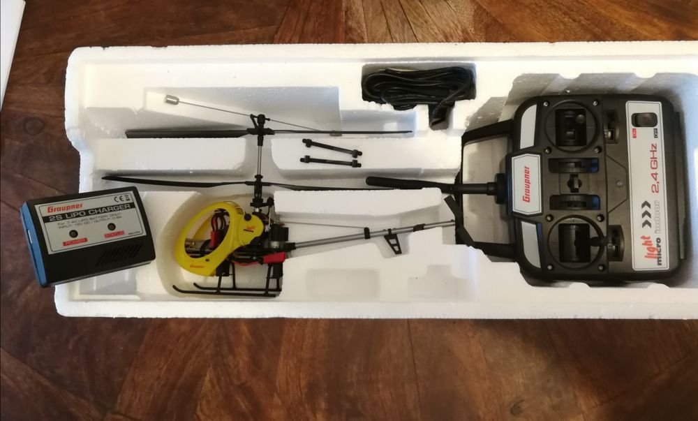 Helicóptero telecomandado + carregador Li-po Graupner indoors