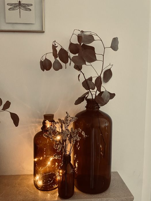 Frascos âmbar para decoração