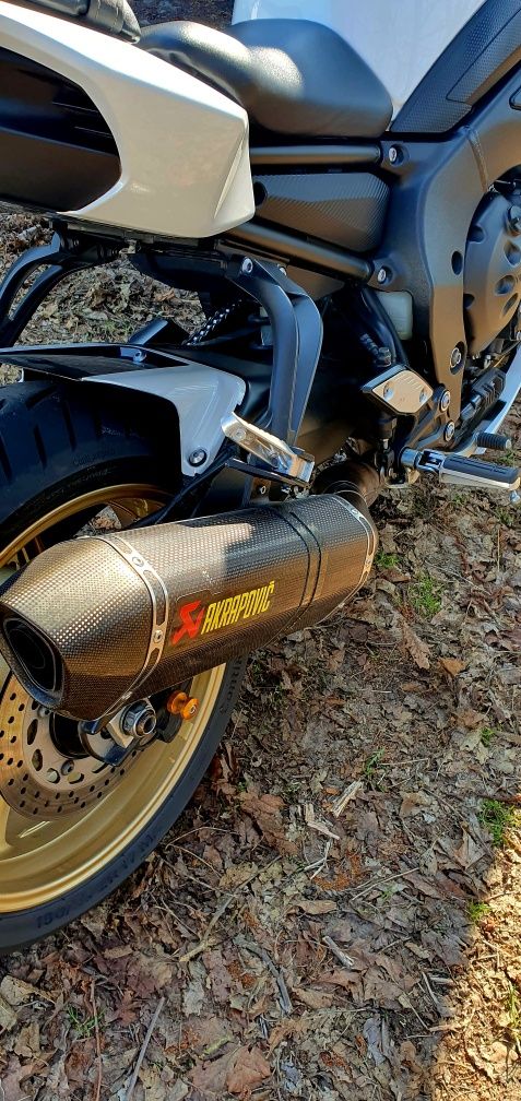 Yamaha Fz8 stan perfekcyjny,3 kluczyki,książka serwisowa Z 800