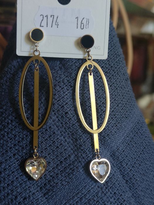 Nowe ładne kolczyki