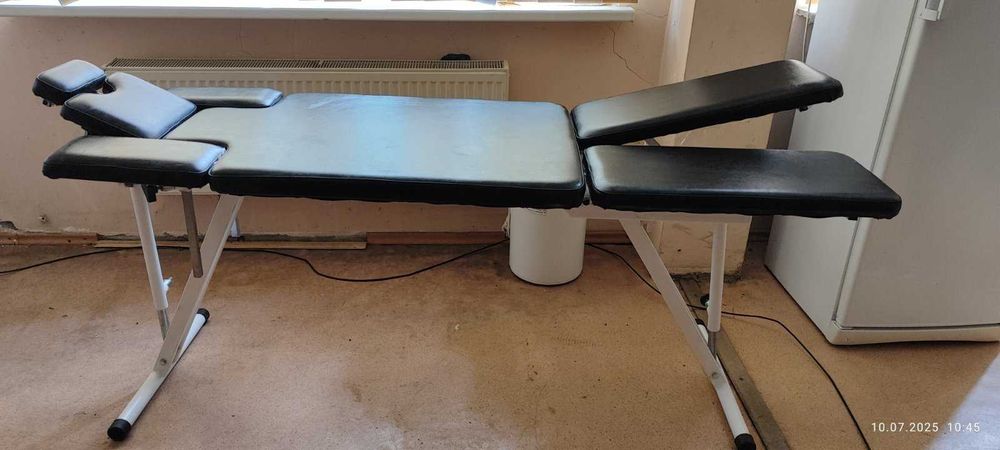 Стіл масажний Inter Atletik Gym ST702