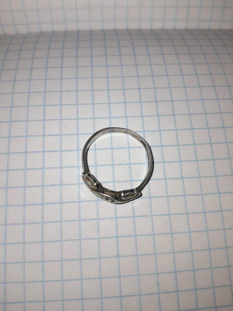 Кольцо женское серебрянное  925пробы