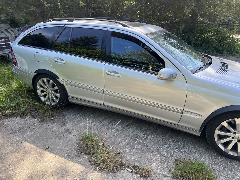 mecedes 320 cdi cklasa lift 2005 r
