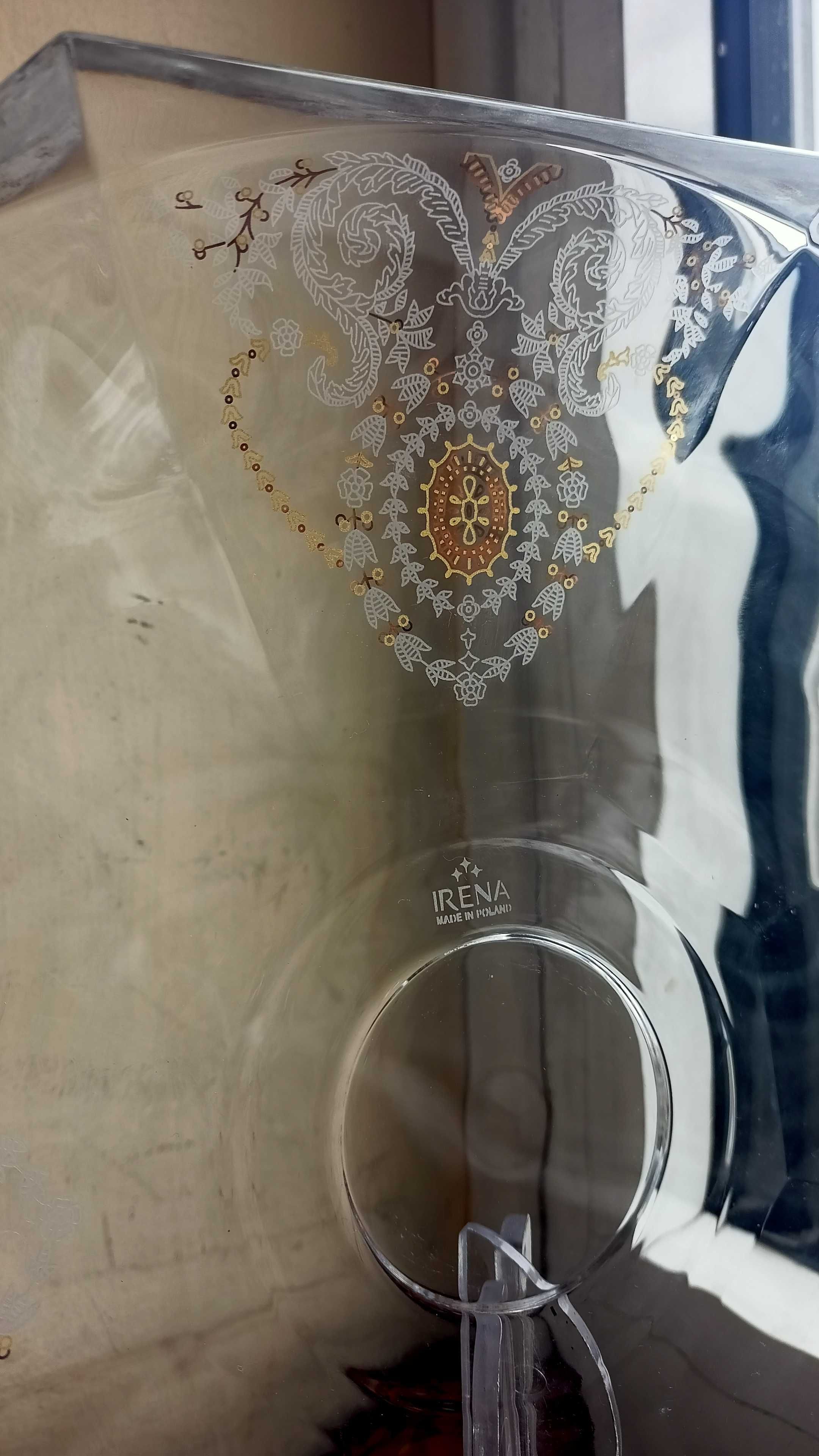 Duży talerz dekoracje secesyjne biało złote sygnowany Irena Inowrocław