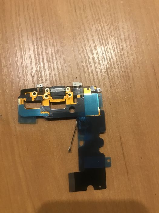 iPhone 7 шлейф зарядки