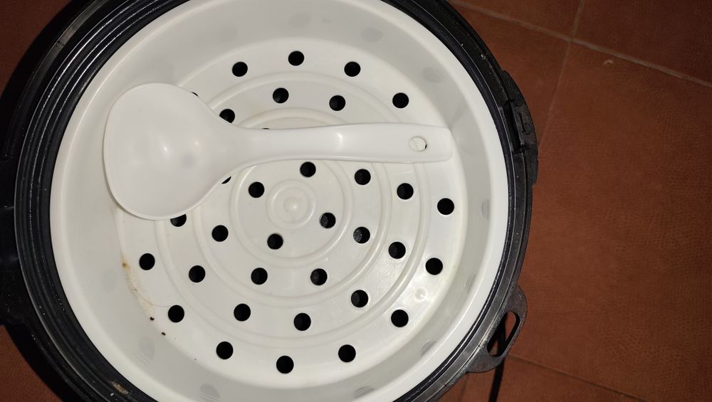 Мультиварка Redmand RMC-M22