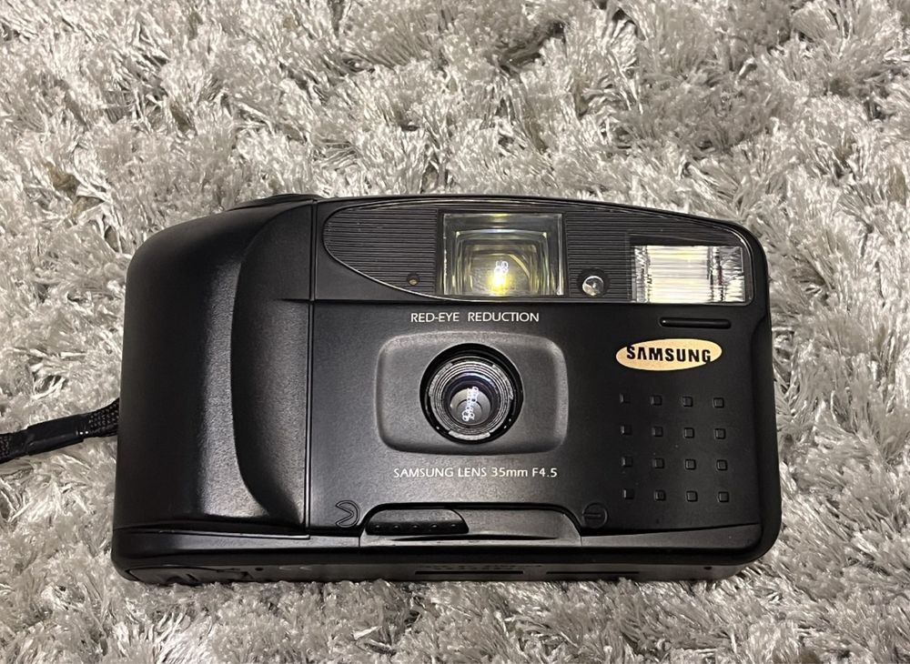 Плівкові фотоапарати Samsung FF-222 та AF-333