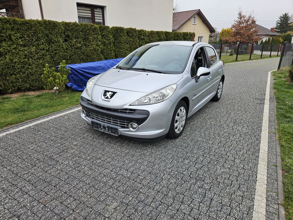 Peugeot 207 1.6b