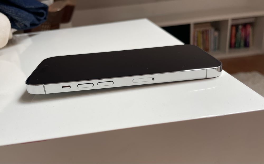 Iphone 14 pro Silver