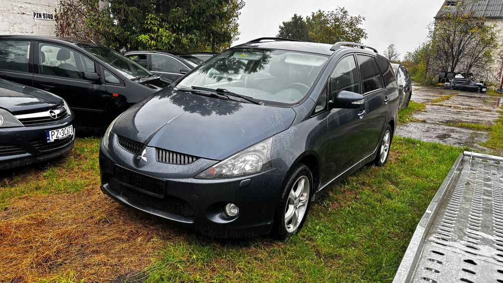 Mitsubishi Grandis Mitsubishi Grandis 2.0D