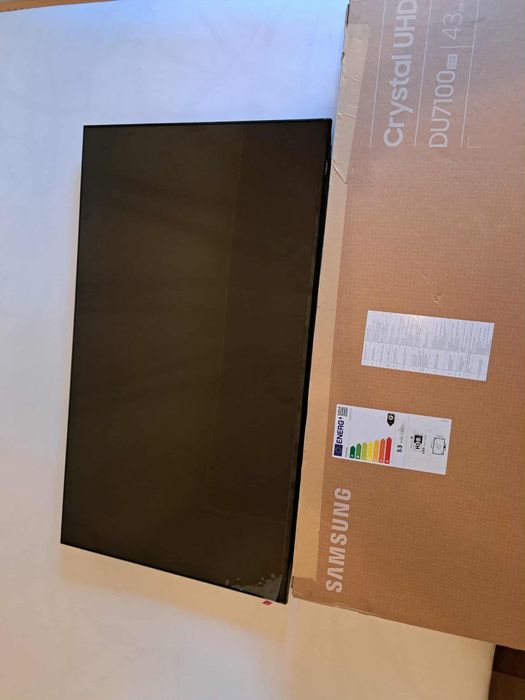 Telewizor Led Samsung Du7100 43” nowy
