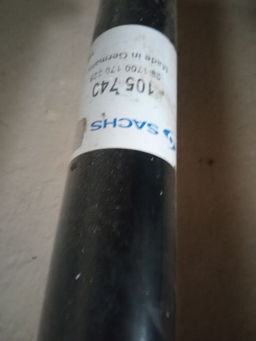 Продам стойки Wolksvagen джета у зборі