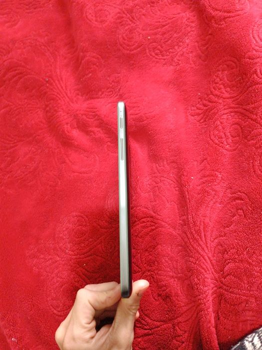 samsung galaxy tab 3 7.0 sm-t210 7" 1GB/8GB 1.2 Ггц  1024x600  Б/У