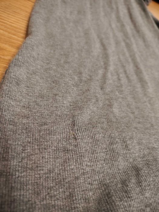 Sukienka dzianinowa Guess