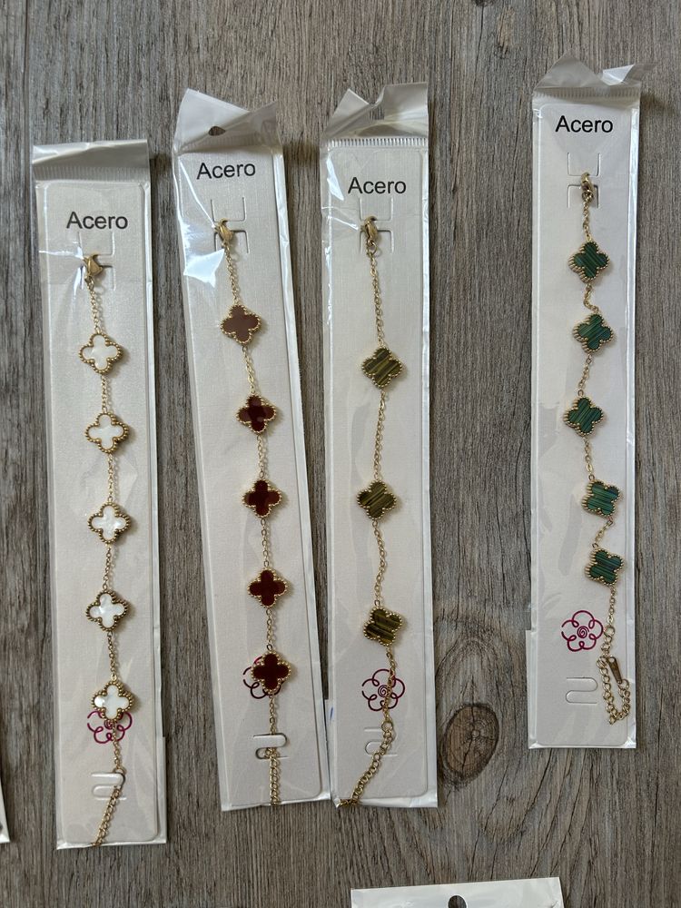 pulseiras e colares van cleef