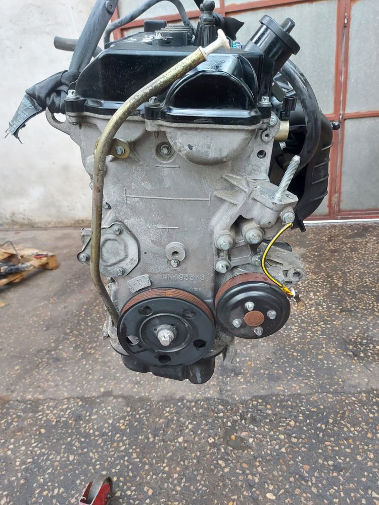 Motor smart forfour 1.3 2005 , mitshubishi colt 1.3