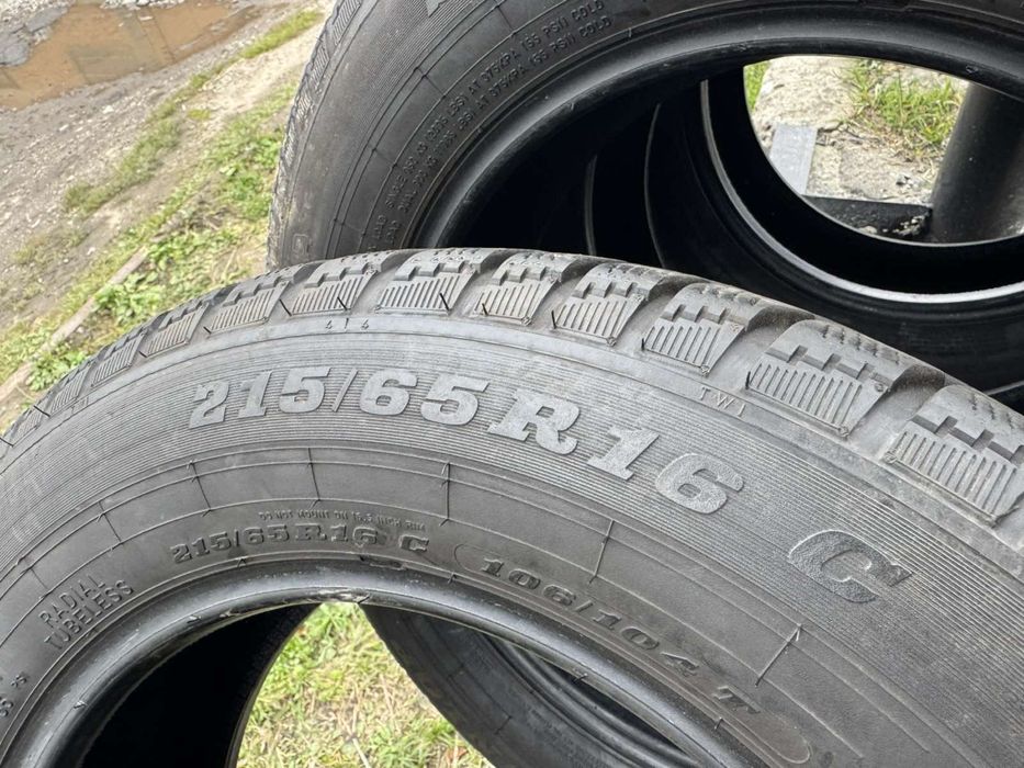 Зимові шини Dunlop 215/65 R16C