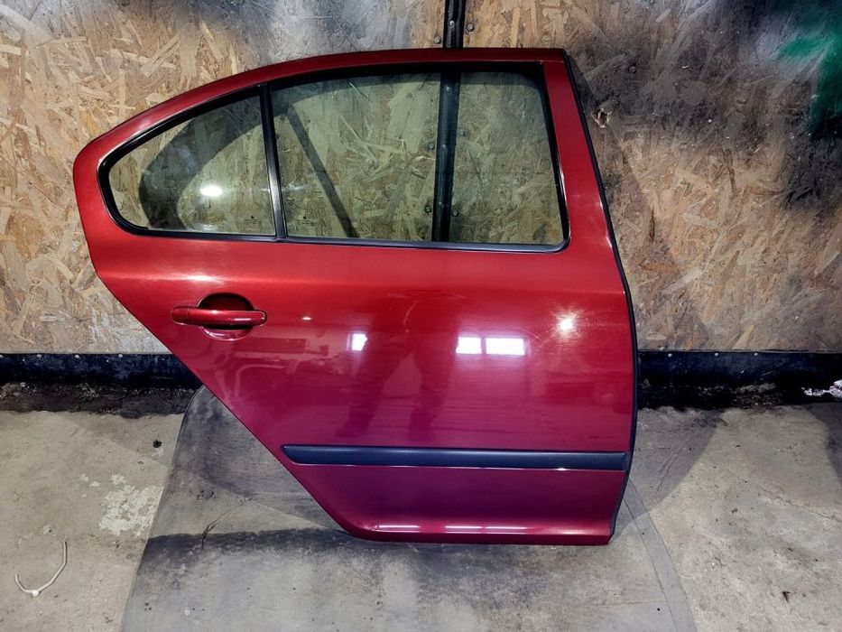 SKODA OCTAVIA II HB 9892 DRZWI PRAWY TYŁ IDEALNE