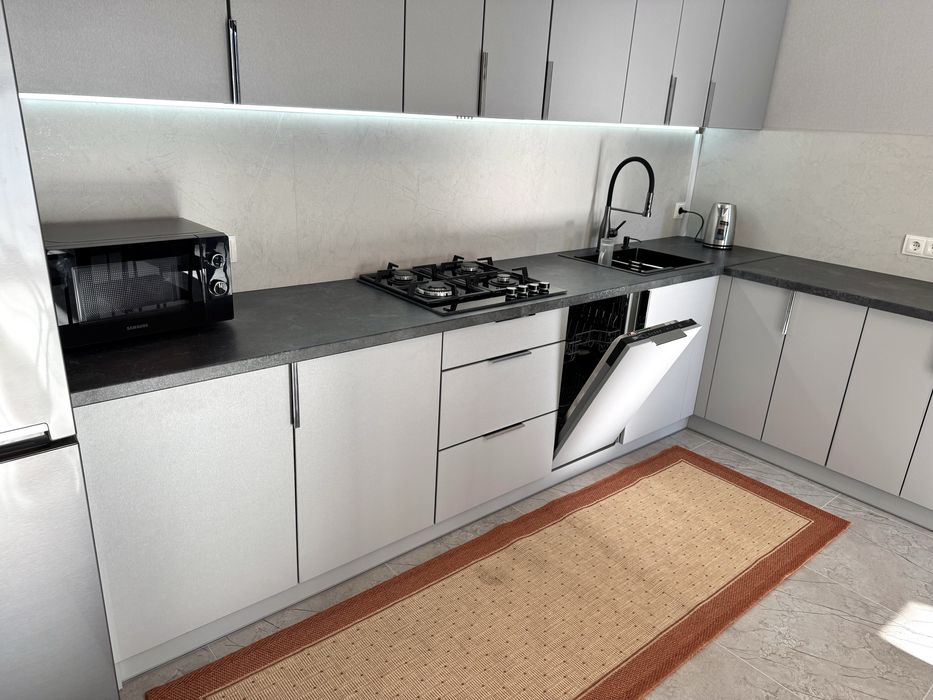 Оренда будинка, Перше заселення