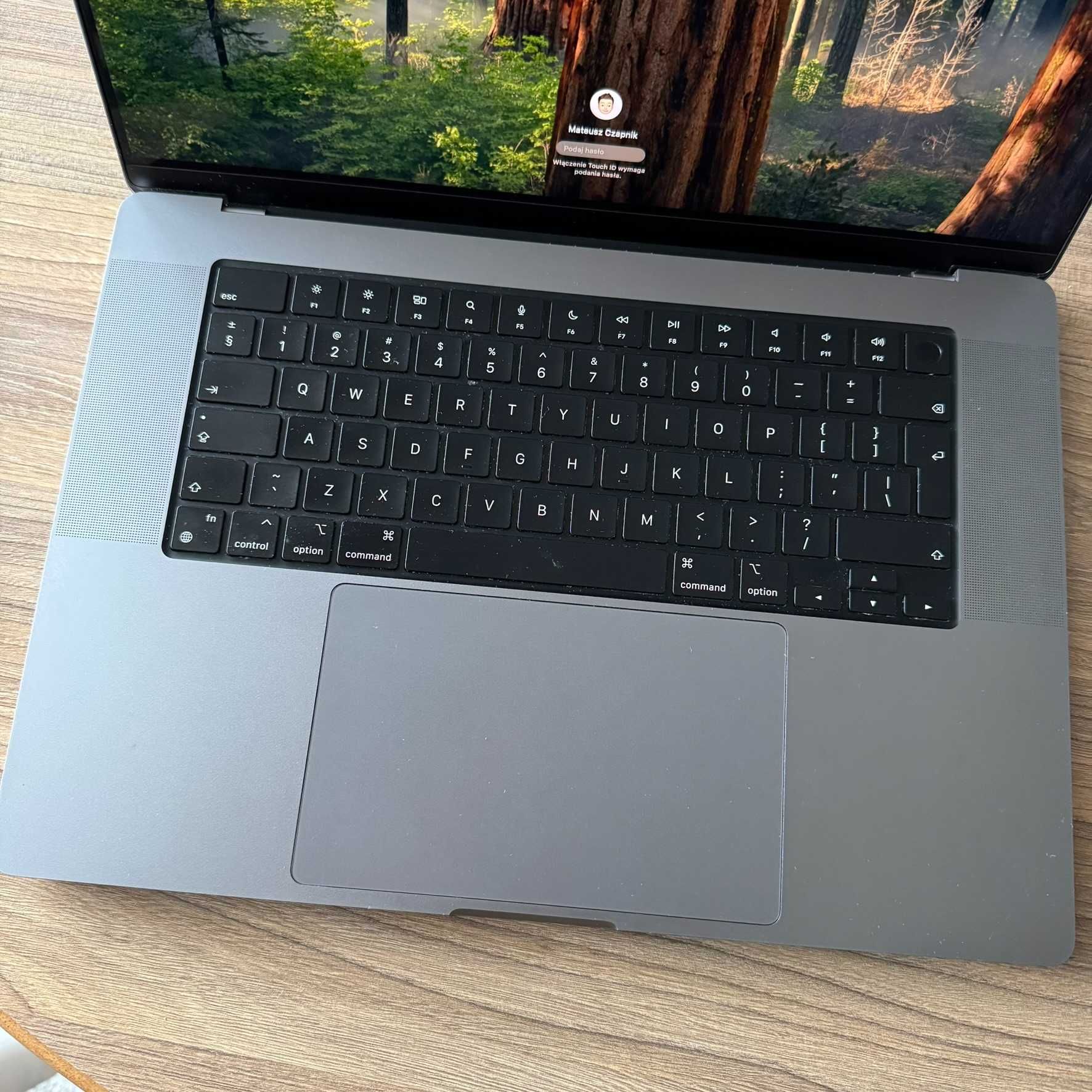 MacBook Pro 16" (2021) | M1 Pro, 16GB RAM, 512GB SSD | Space Grey