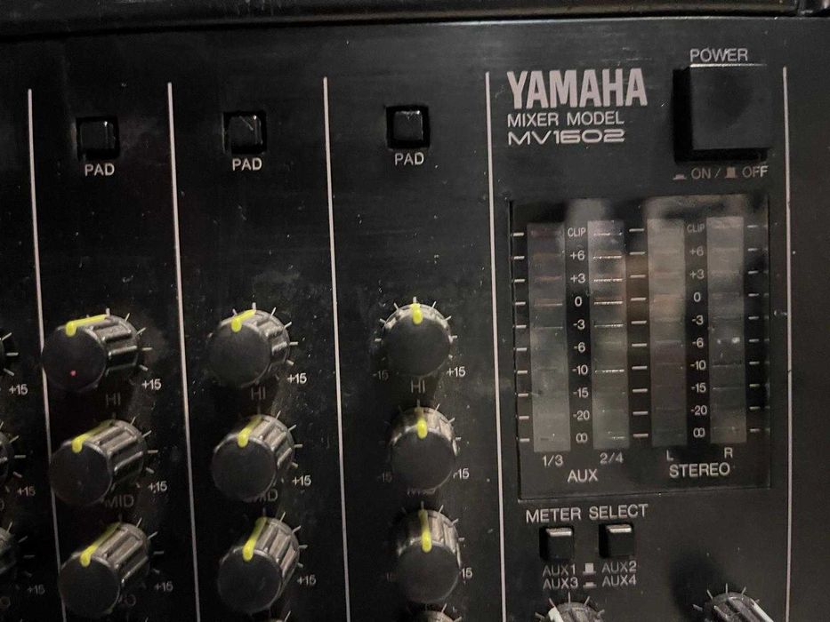 Yamaha MV1602 Rack Mixer