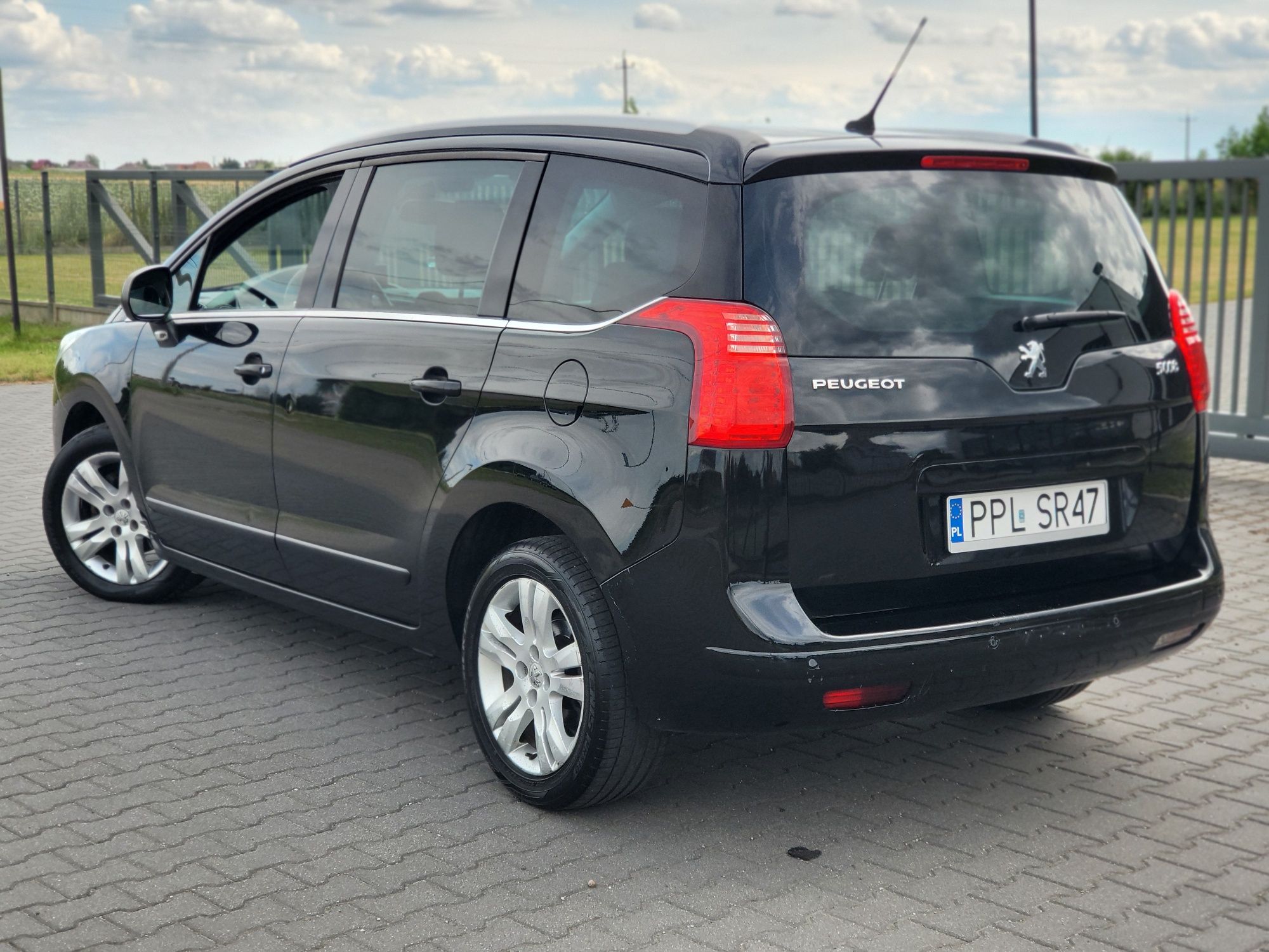 Peugeot 5008 1.6 HDI 2010r - Automat - Panorama - Bogate wyposażenie