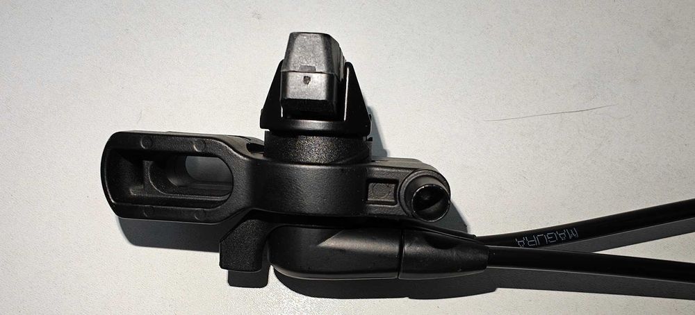 Nr 1) Hamulec Magura HS 11 podkowa V-brake