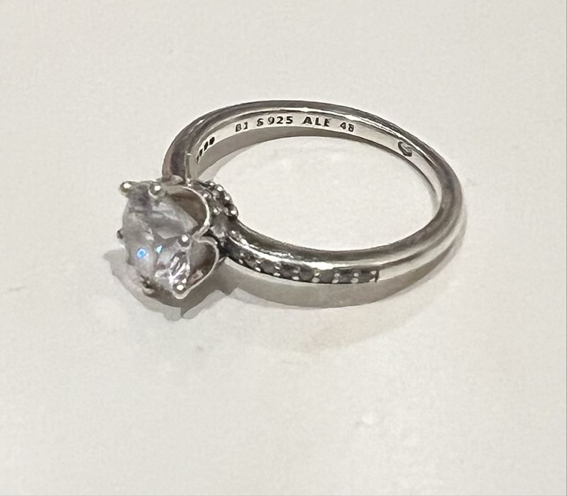 Anel Pandora Clear Sparkling Crown + Caixa Presente