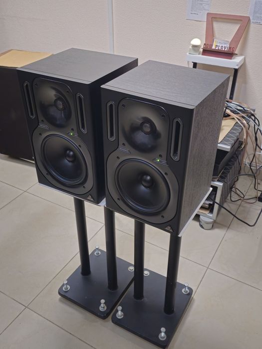 Behringer B2031A Truth Студійні монітори (пара) акустична система