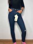 Nowe spodnie dżinsowe jeansy Levi's 501 skinny premium W26