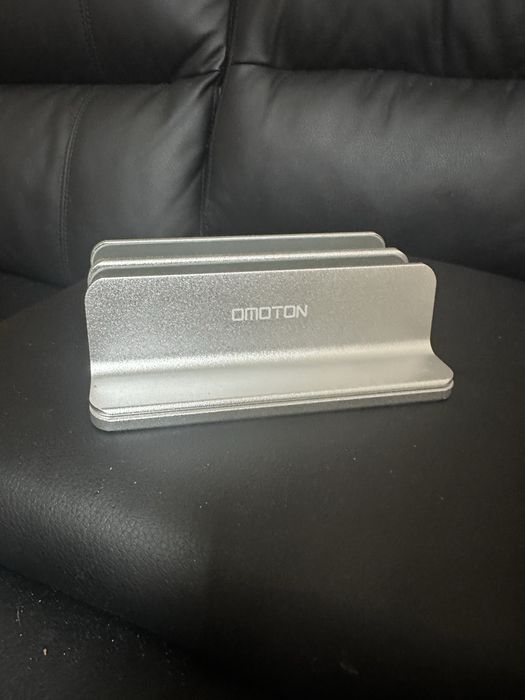 Підставка для ноутбука omoton laptop vertical stand silver