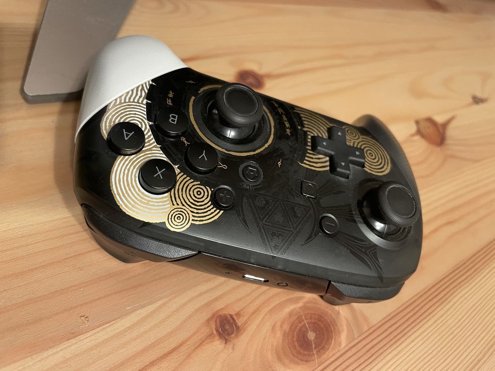 Nintendo Switch Pro Controller ZELDA Totk Tears of the Kingdom