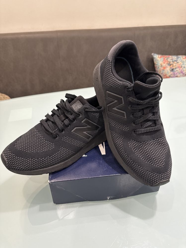 Кросівки NB , 42 р