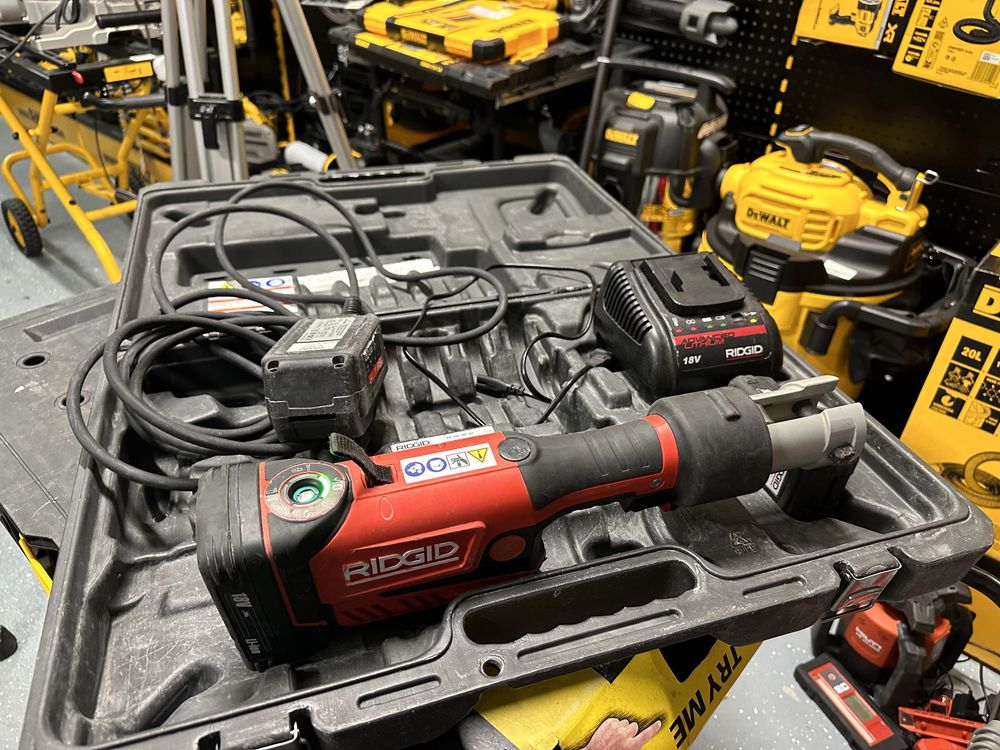 Прес електрогідравлічний RIDGID RP 351   радиальный rems