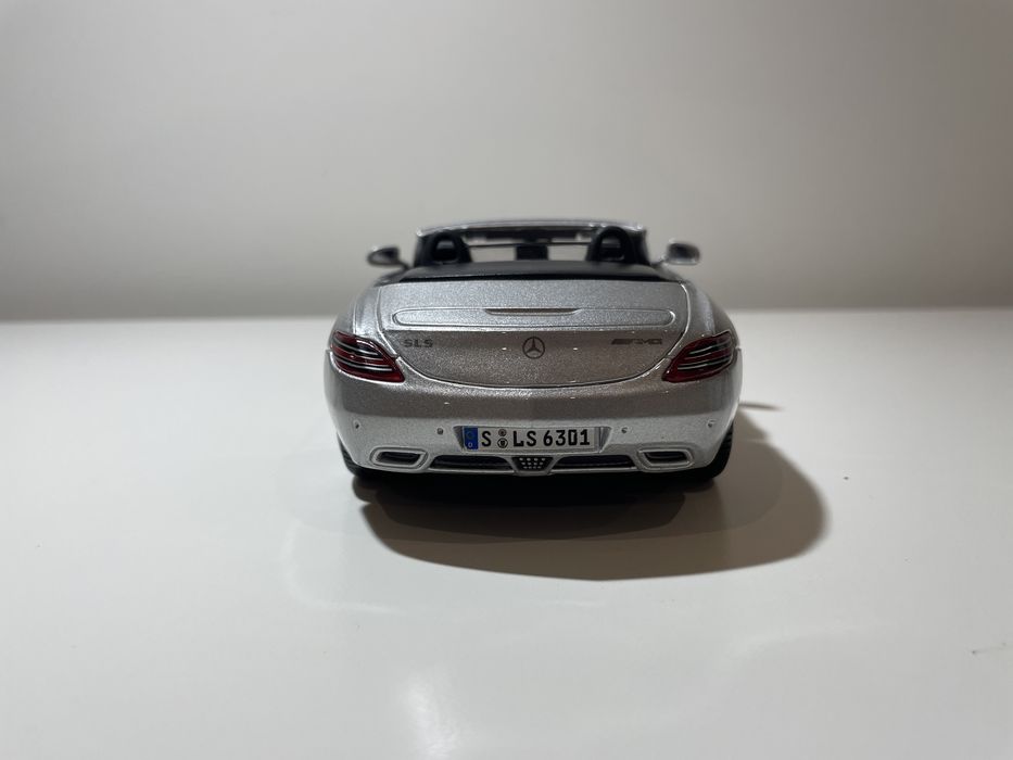 Miniatura Mercedes benz AMG SLS colecionável