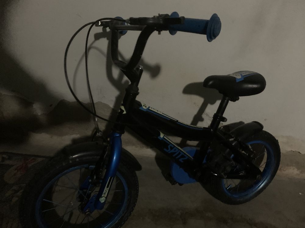 Bicicleta de criança vendo para despachar