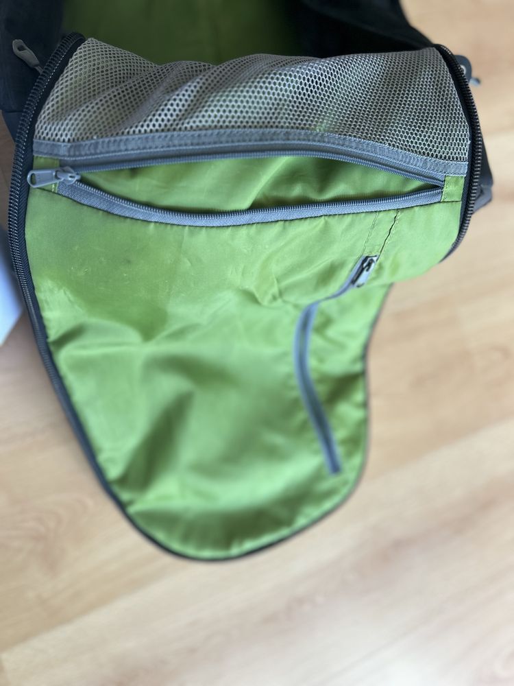 Mochila com rodas Kathmandu